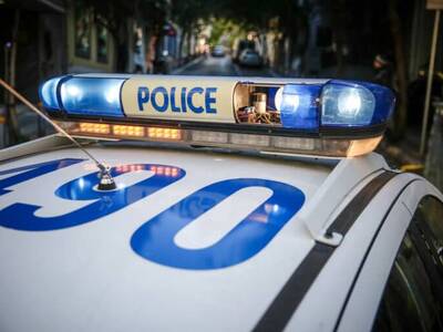 Θρίλερ στο Παγκράτι – Γυναίκα έπεσε από μπαλκόνι 