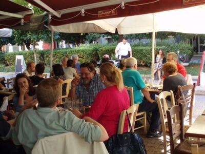 Τσικνοπέμπτη με εκλεκτές γεύσεις, στον π...