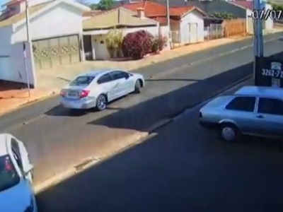 Το πιο αστείο τρακάρισμα όλων των εποχών