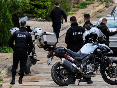 Γλυφάδα: «Παιδί μου πέθανα τώρα, μη με σ...