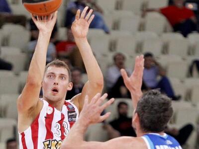 Α1: Νίκη-θρίλερ για Ολυμπιακό-Ο ΠΑΟΚ το ...