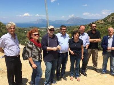 Στα ...κεραμίδια πέντε παρατάξεις του Δη...