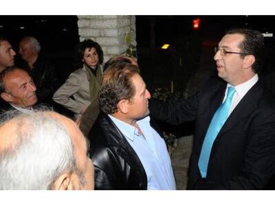 "Η κοινωνία θέλει ...μια καινούργια...