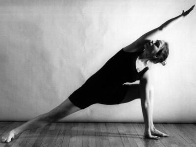 Μαθήματα γιόγκα στο Λιθογραφείον