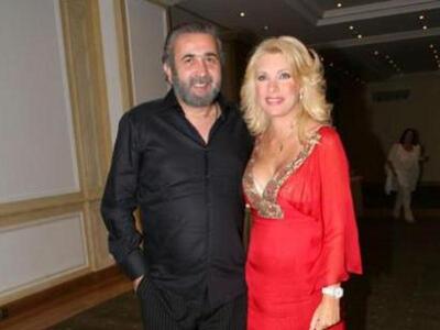 Βόγκηξαν για τα... γιουβαρλάκια Μενεγάκη...