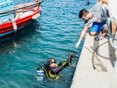 Πάτρα: Παπούτσια, λάστιχα και ...σαμπρέλ...