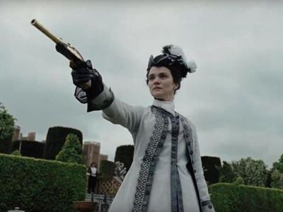 Τα πολυτελή ρούχα του The favorite φτιάχ...