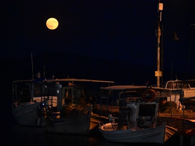 Οι μαγευτικές εικόνες από «το φεγγάρι του Οξύρρυγχου»-ΦΩΤΟ