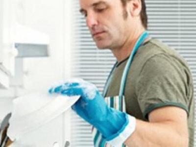  Οι άνδρες στην Ελλάδα δεν μαγειρεύουν ο...