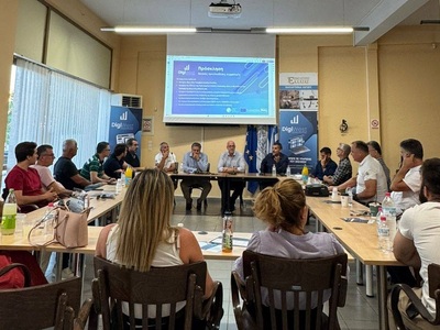To DigiWest παρουσιάστηκε στο Αίγιο – Αι...