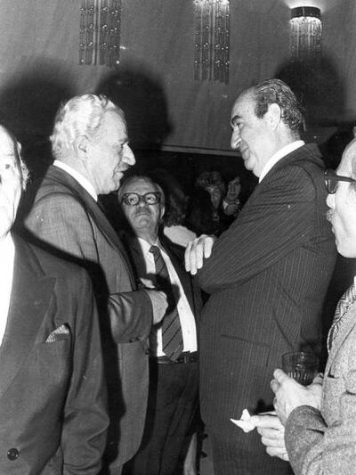 Ο Κωνσταντίνος Μητσοτάκης με τον Γ.Γ. το...