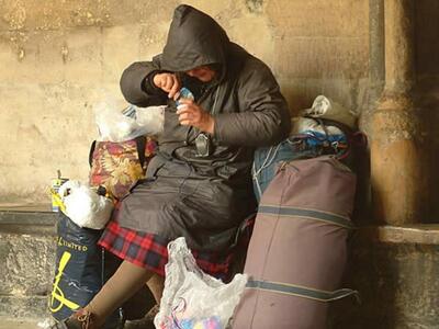 Ο ΣΥΝ για την περίθαλψη των αστέγων με π...