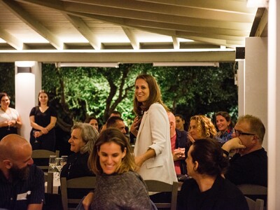 Ένα ιδιαίτερο δείπνο καλωσορίσματος για ...