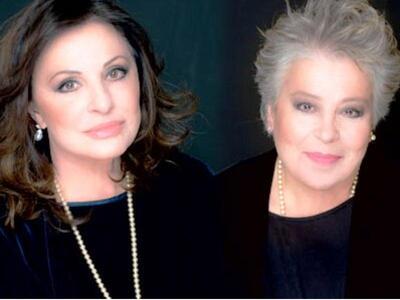 Καταχειροκροτήθηκαν η Χάρις Αλεξίου και ...