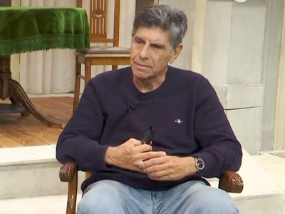 Γιάννης Μπέζος: «Επιθυμώ να ζω έτσι όπως...