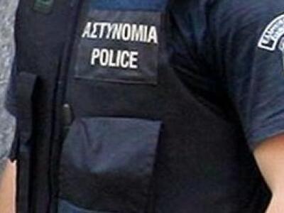 Χειροβομβίδα σε μπαλκόνι της ΔΟΥ Γλυφάδας