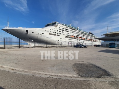 Το κρουαζιερόπλοιο της... καραντίνας, πο...