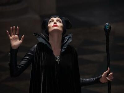 Δείτε την σούπερσταρ Αντζελίνα Τζολί σε ...