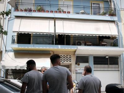 Ξεκίνησε η δίκη του πατέρα που σκότωσε τ...