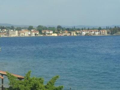 "Γυαλιά - καρφιά" η Παιδόπολη ...