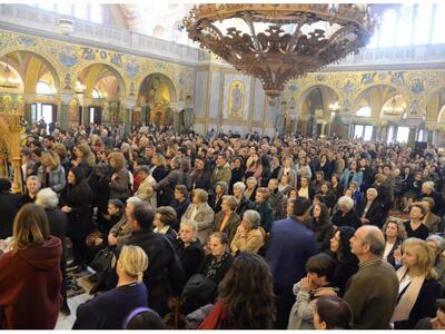 Πάτρα: Πιστοί από διάφορες περιοχές για ...