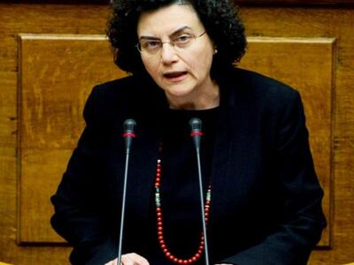 Στο νοσοκομείο η αναπληρώτρια υπουργός Oικονομικών