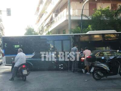 Πάτρα: Σύγκρουση δύο ΙΧ στη διασταύρωση ...