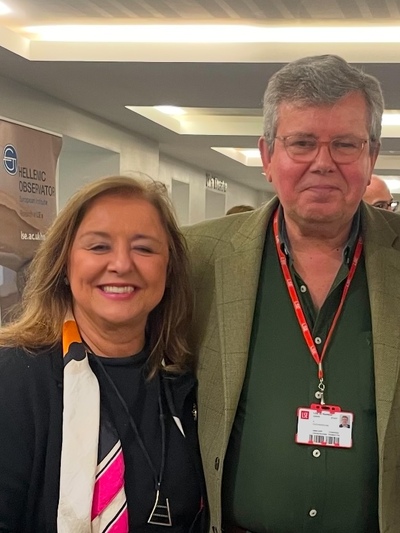 Η κα Γεωργακοπούλου με τον καθηγητή του ...