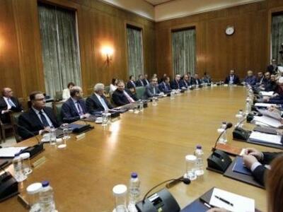 Υπουργός στα όρια... "νευρικής κρίσης"