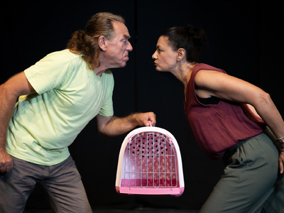 Πάτρα: Επιστρέφει η μαύρη κωμωδία «Σκυλί...