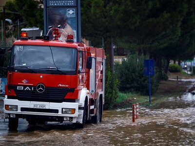 Πάτρα: Πλημμύρισαν υπόγεια από τη νεροπο...