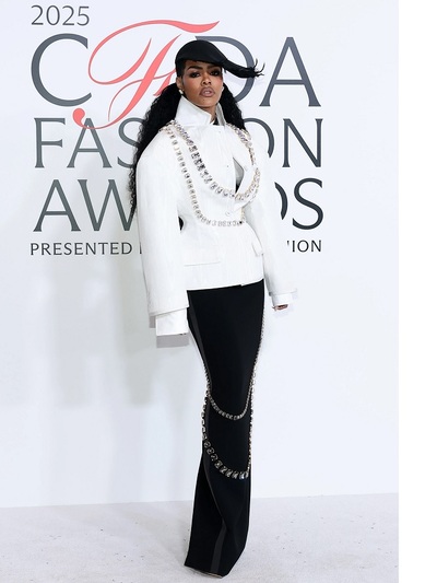 Tεγιάνα Τέιλορ με Thom Browne