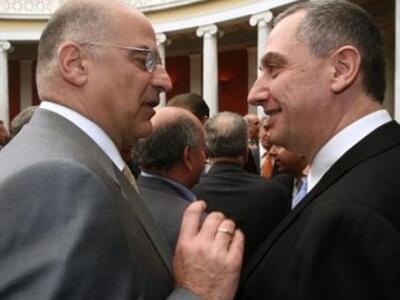 Μιχελάκης και Δένδιας κόβουν τα χρήματα ...