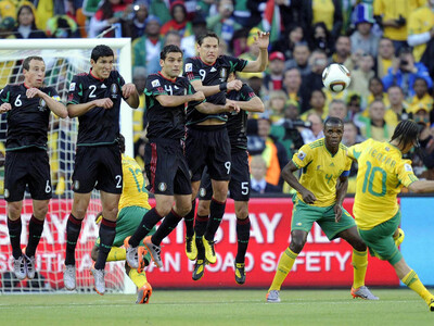 Ισόπαλη η πρεμιέρα στο Μουντιάλ 