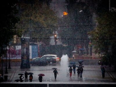 Έρχεται ο αντικυκλώνας των Αζορών - Ραγδ...