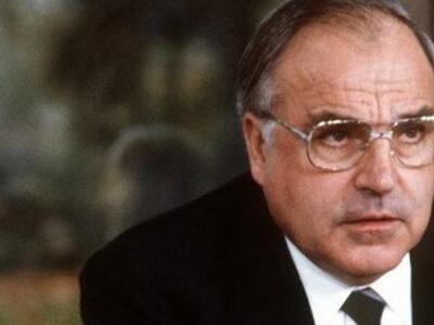 Ο Χέλμουτ Κολ σχεδίαζε να διώξει τους Το...