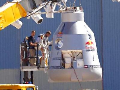 Ιδιωτική εταιρεία ετοιμάζεται για ταξίδι...