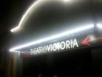 Πέφτει η αυλαία για το θέατρο Βικτώρια 