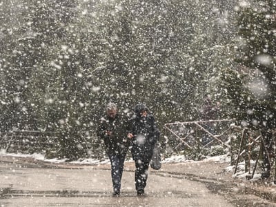 Καιρός: Έκτακτα μέτρα για τον χιονιά - Α...