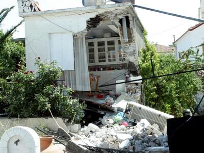 Διακόσια σαράντα έξι σπίτια μη κατοικήσι...