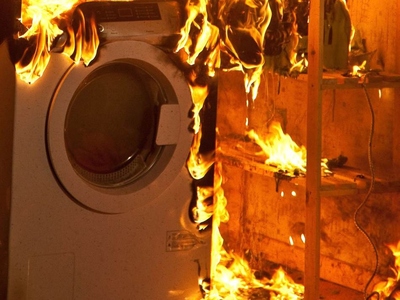 Ζαχάρω: Έπιασε φωτιά το πλυντήριο μέσα στο σπίτι!