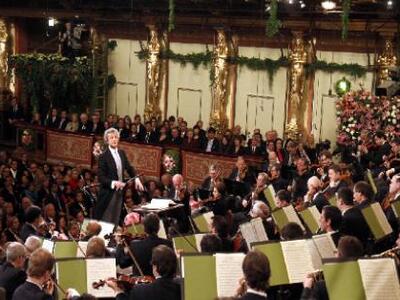 Αυστρία: «Σκιές» για τις σχέσεις της φημ...