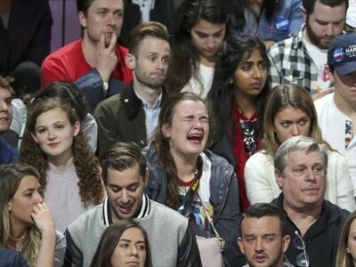 Απογοήτευση από τους υποστηρικτές της Κλίντον