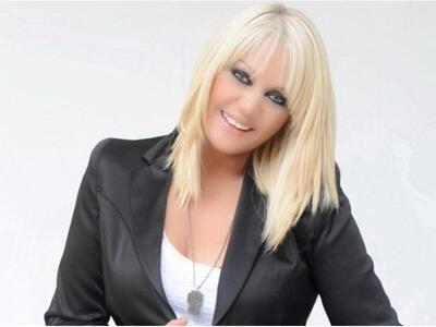 Πόσο χρονών είναι η Ρούλα Κορομηλά;