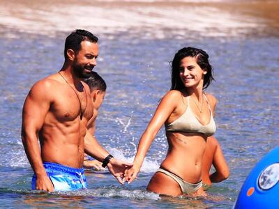 Αχώριστοι και στην παραλία Τανιμανίδης κ...