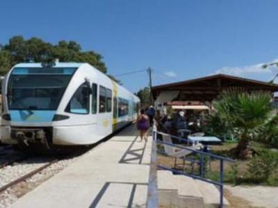 Δοκιμάζοντας τα κρασιά της Ηλείας, στο τρένο! 