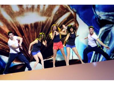 Χρυσά κοχύλια για φόντο στο «Aphrodisiac...