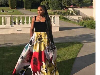 ΣΕΡΕΝΑ ΓΟΥΙΛΙΑΜΣ ΜΕ VALENTINO