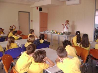 Πάτρα: Παιδιά έφτιαξαν ψωμί - Δείτε στιγμιότυπα