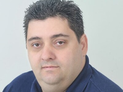 Οι Πανελλήνιες εξετάσεις μπορεί να είναι...